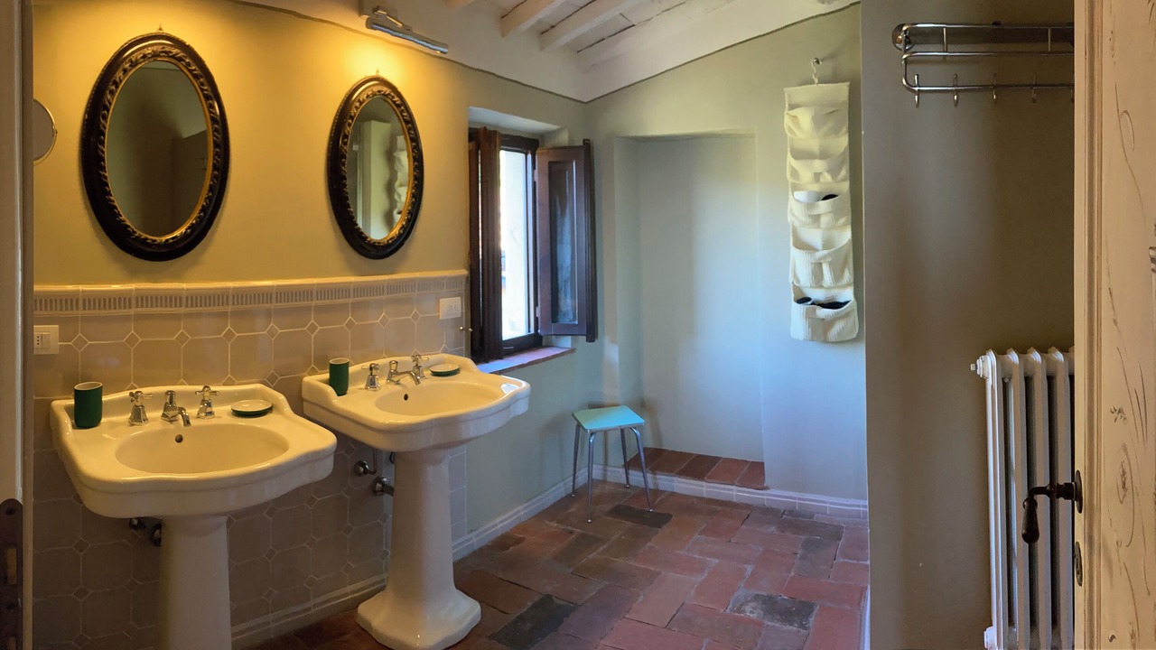 Photo of Bathroom in Larciano