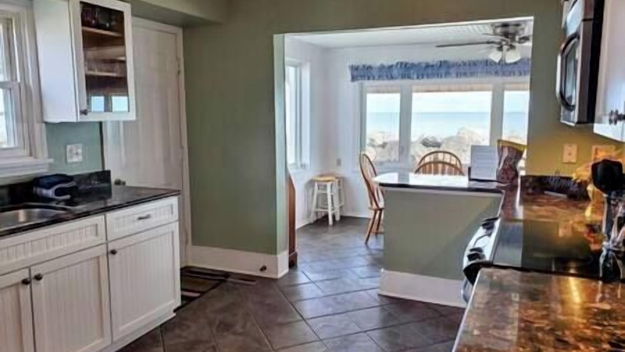 Photo of Kitchen in Oak Harbor