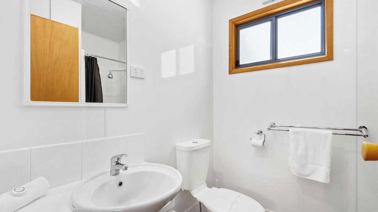 Photo of Bathroom in Lakes Entrance