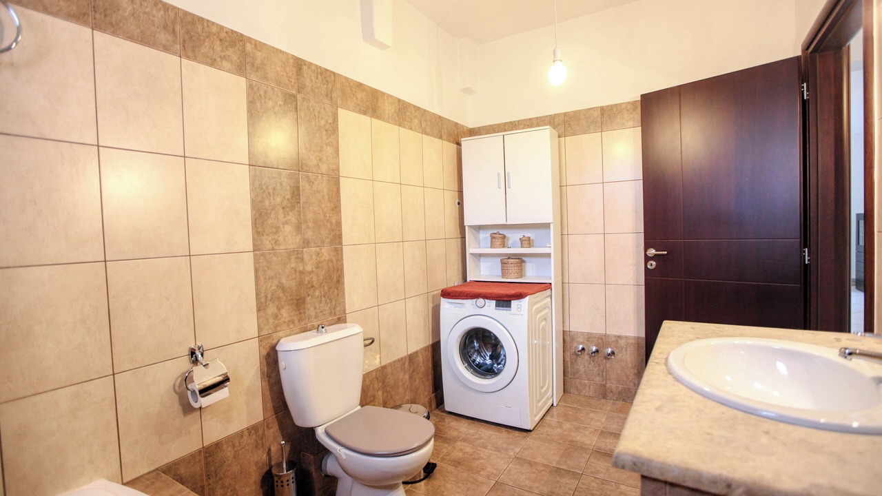 Photo of Bathroom in Kalambaka