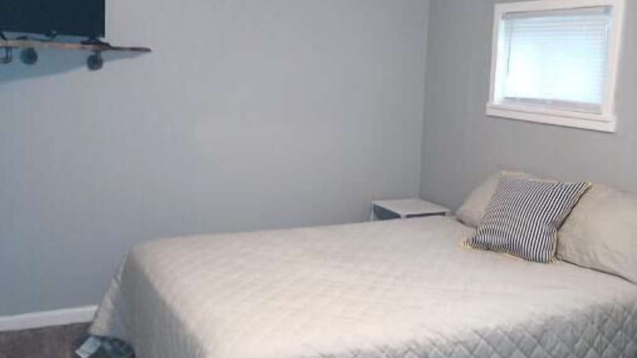 Photo of Bedroom in DeWitt
