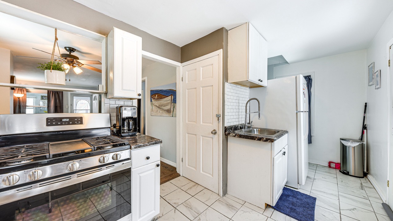 Photo of Kitchen in Twin Lakes