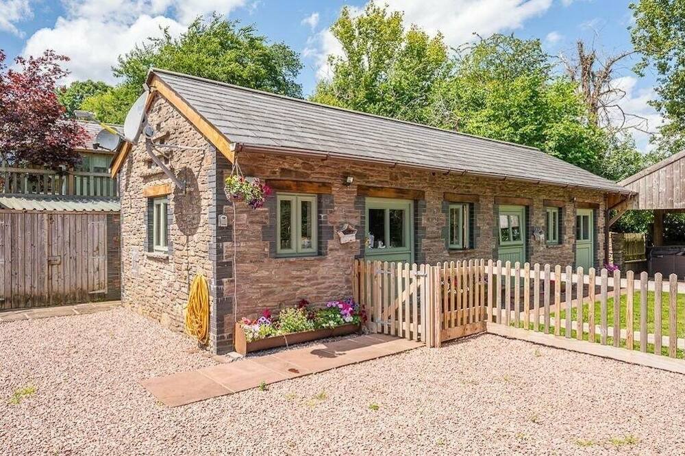 Photo of Outdoor in Usk