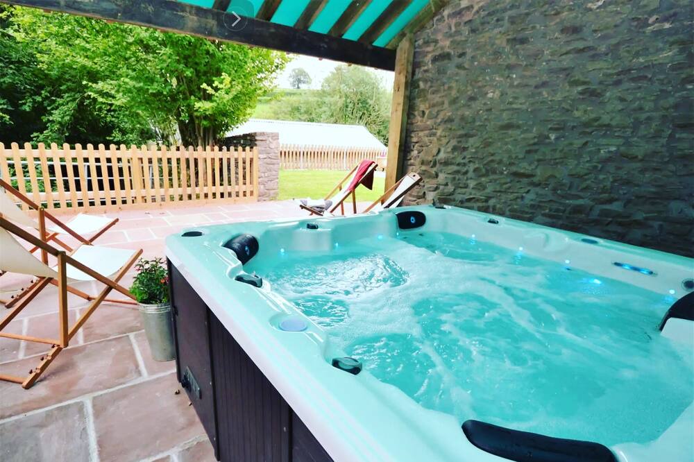 Photo of Outdoor in Usk