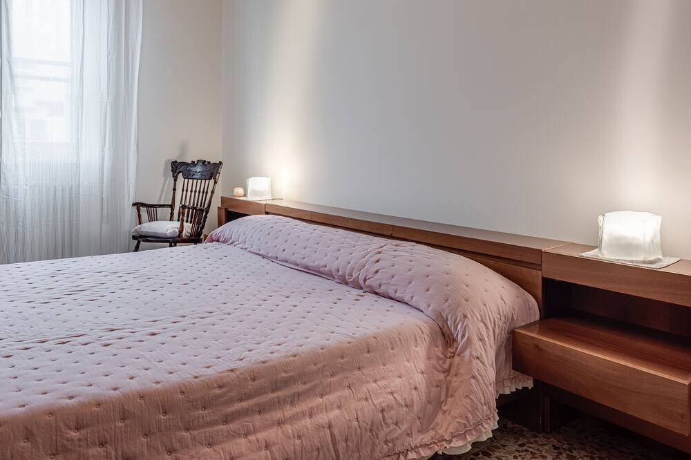 Photo of Bedroom in Peretola