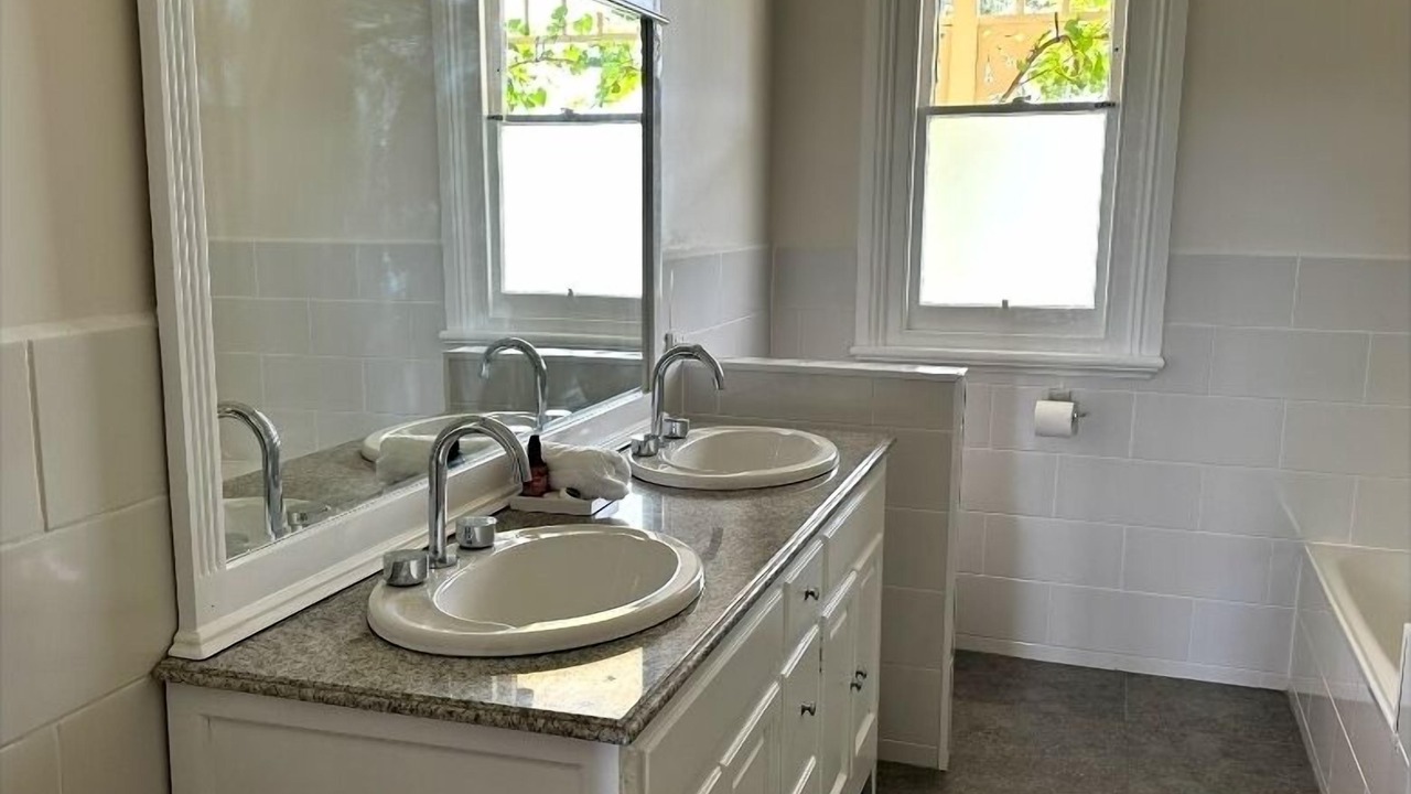 Photo of Bathroom in Bunyip North