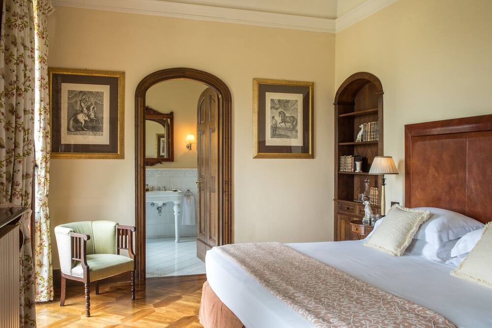 Photo of Bedroom in Loro Ciuffenna