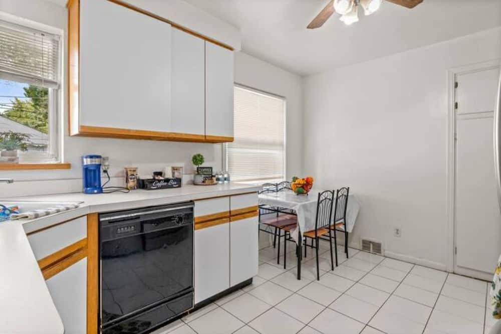 Photo of Kitchen in Inkster