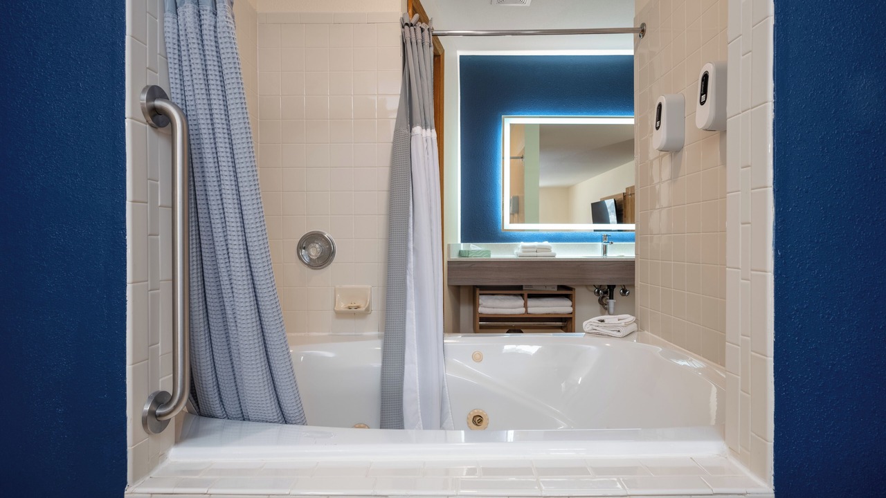 Photo of Bathroom in Kalkaska