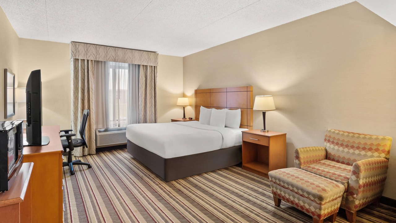 Photo of Bedroom in Romulus