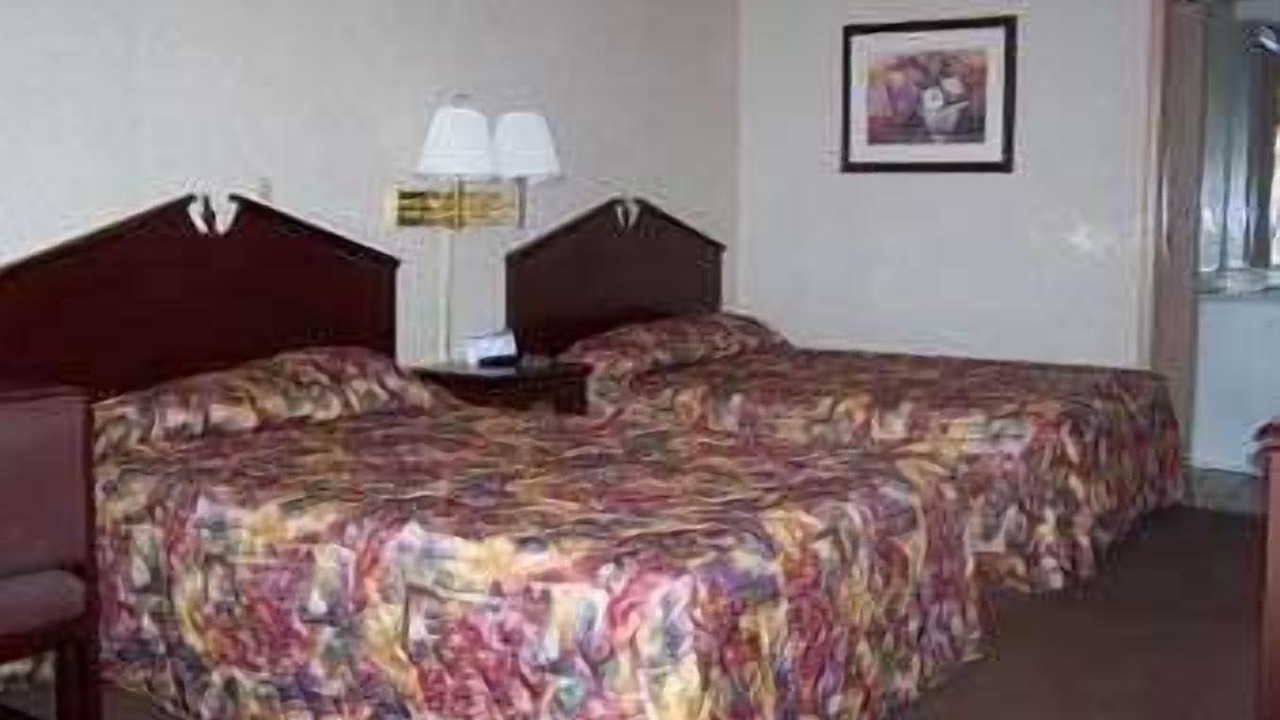 Photo of Bedroom in Rossford