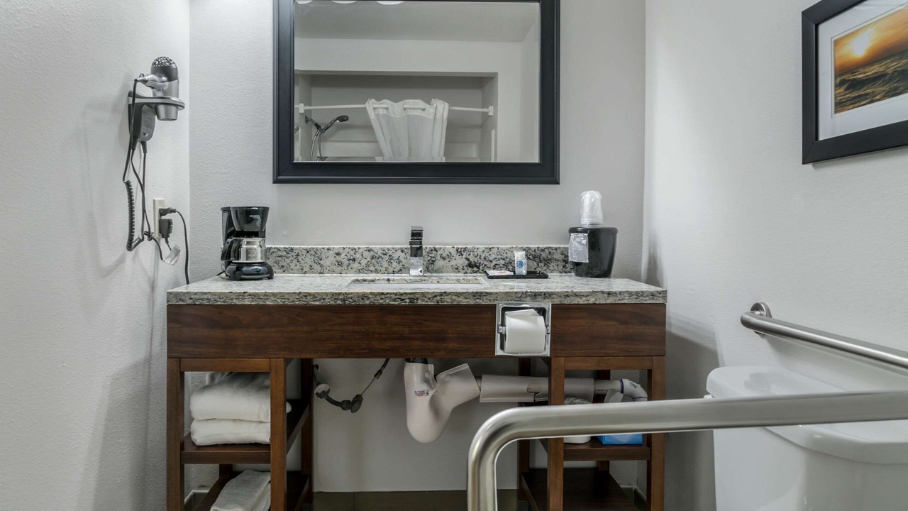 Photo of Bedroom in Toledo