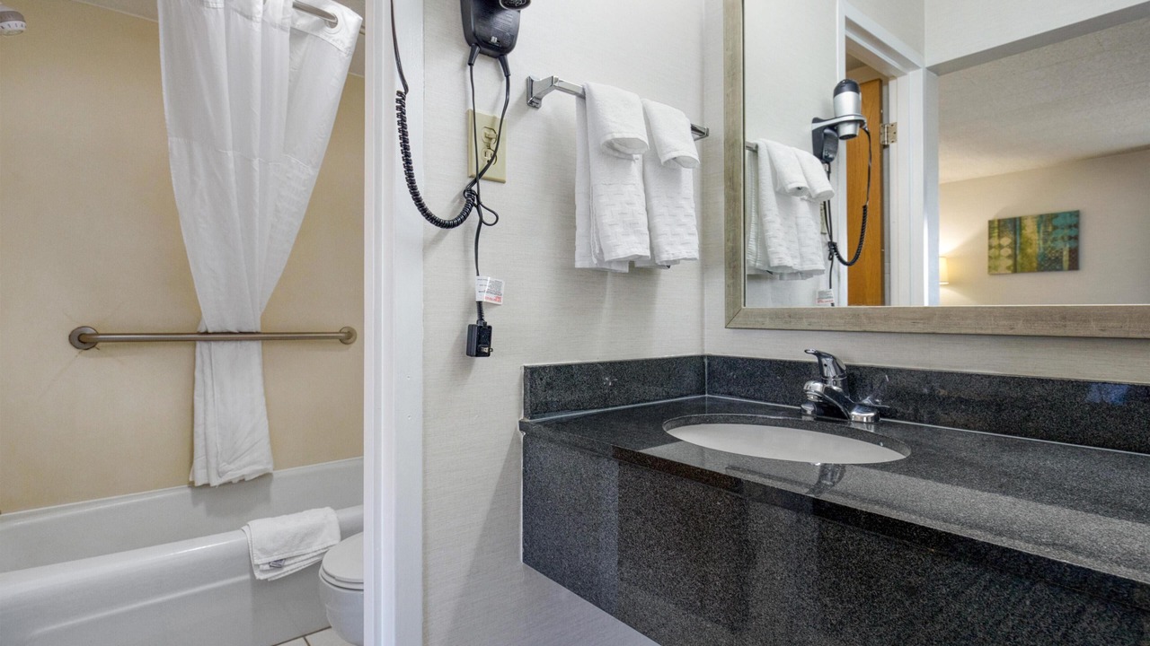 Photo of Bathroom in Woodhaven