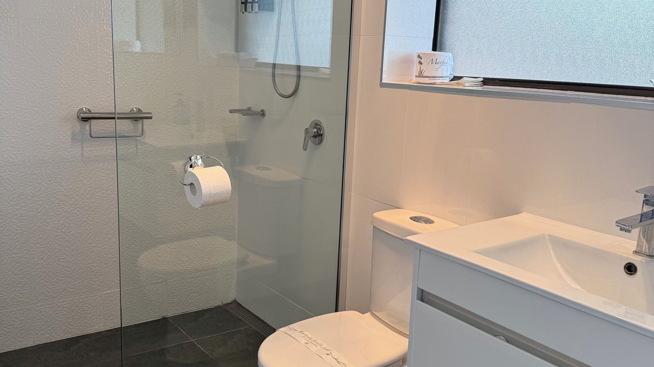 Photo of Bathroom in Cowes