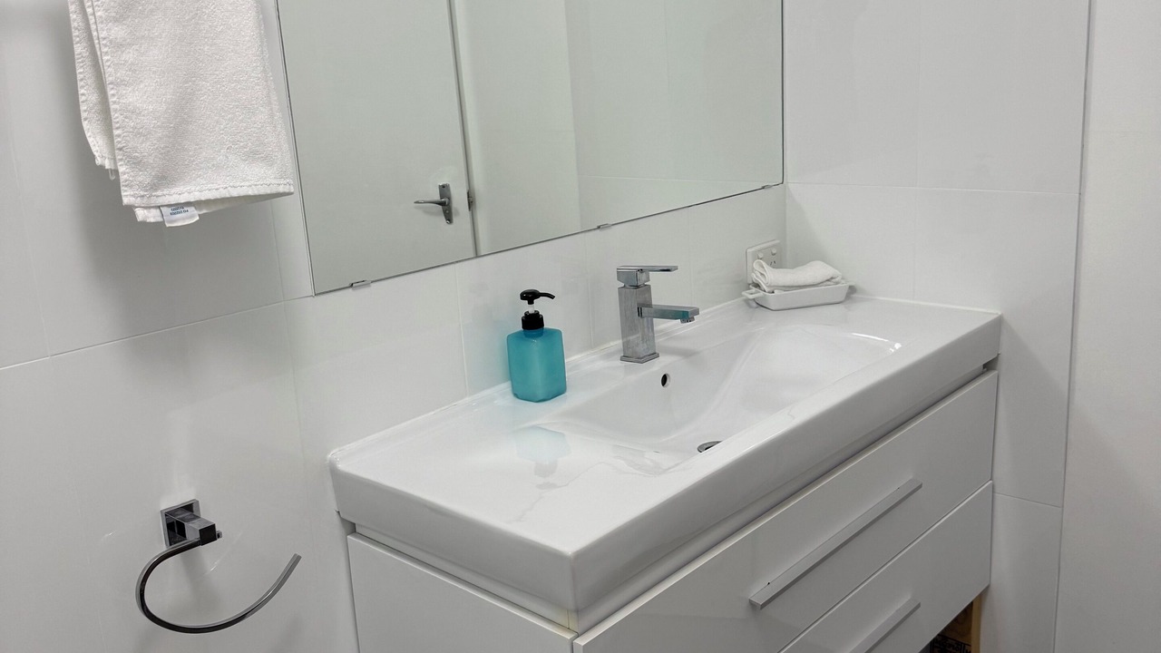 Photo of Bathroom in Cowes