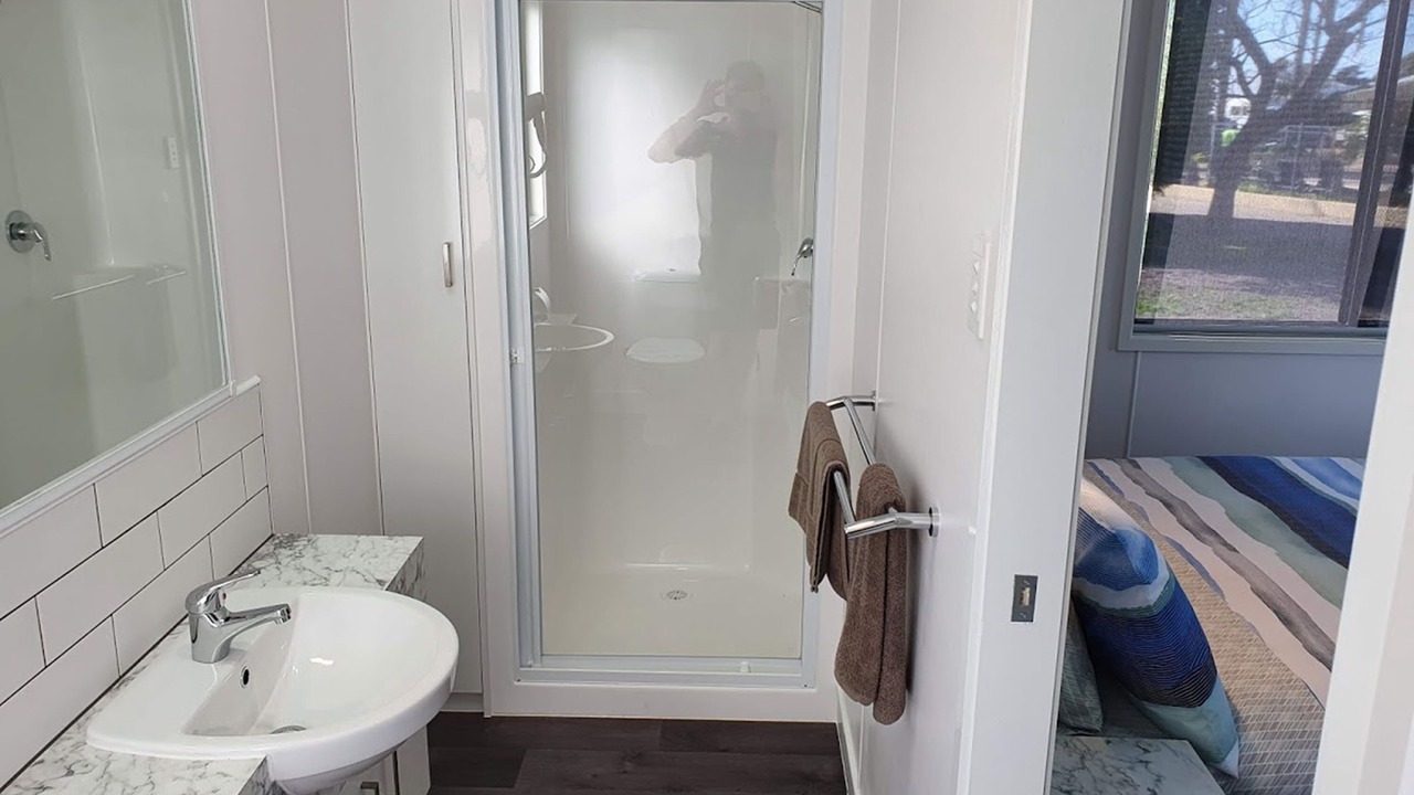 Photo of Bathroom in Lakes Entrance