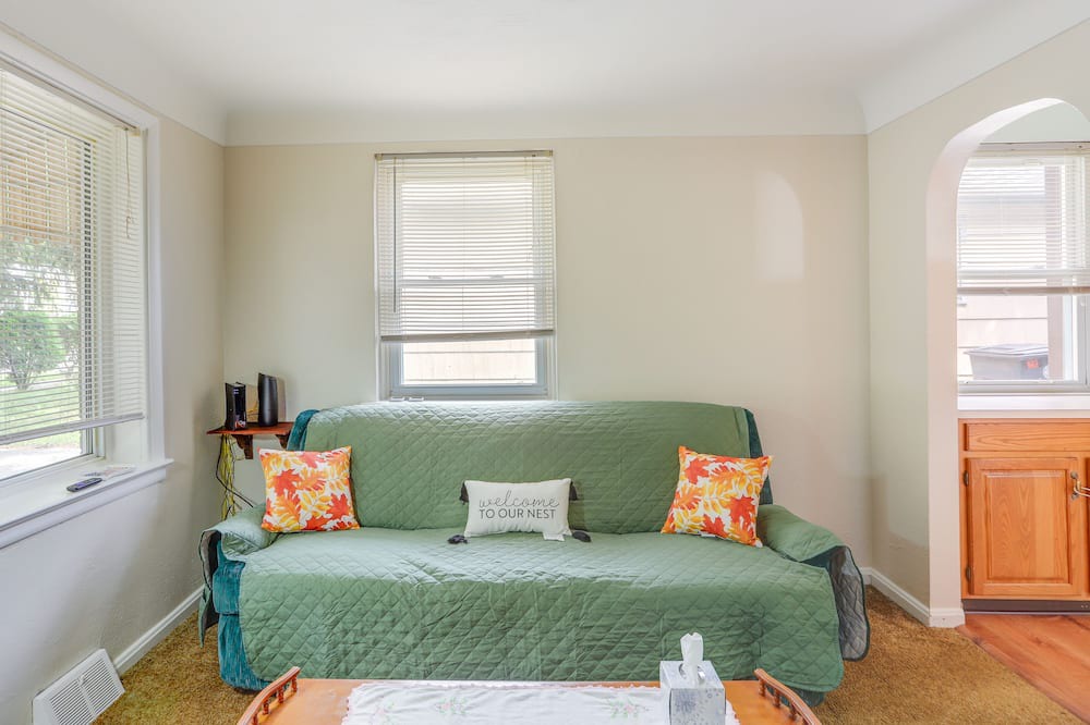 Photo of Livingroom in Bowling Green