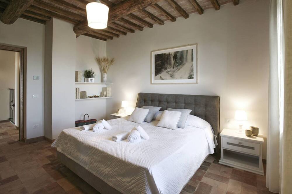 Photo of Bedroom in Acquapendente