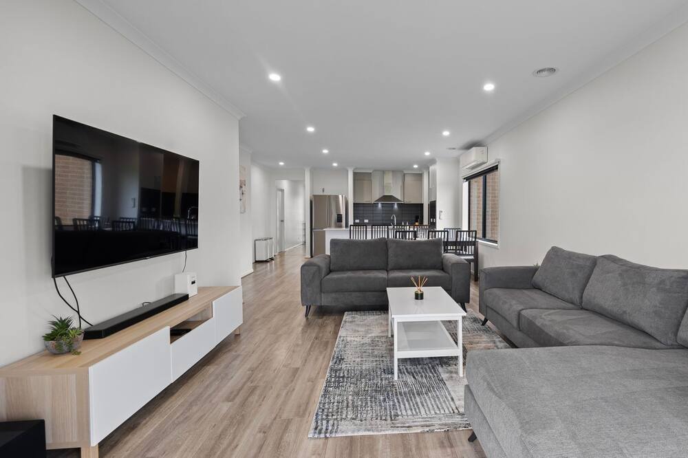 Photo of Livingroom in North Wonthaggi