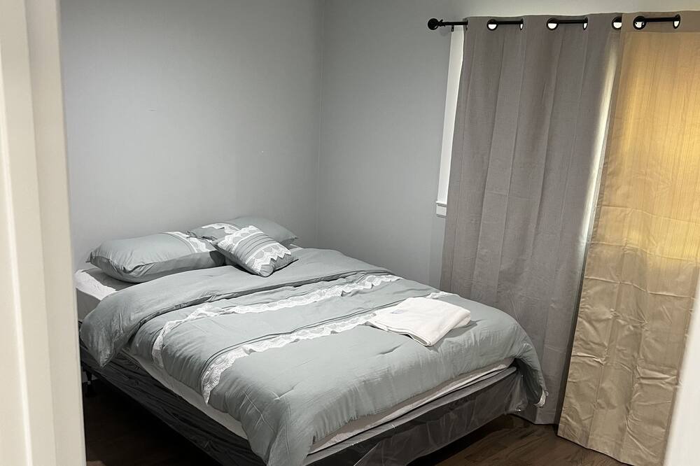 Photo of Bedroom in Burnside