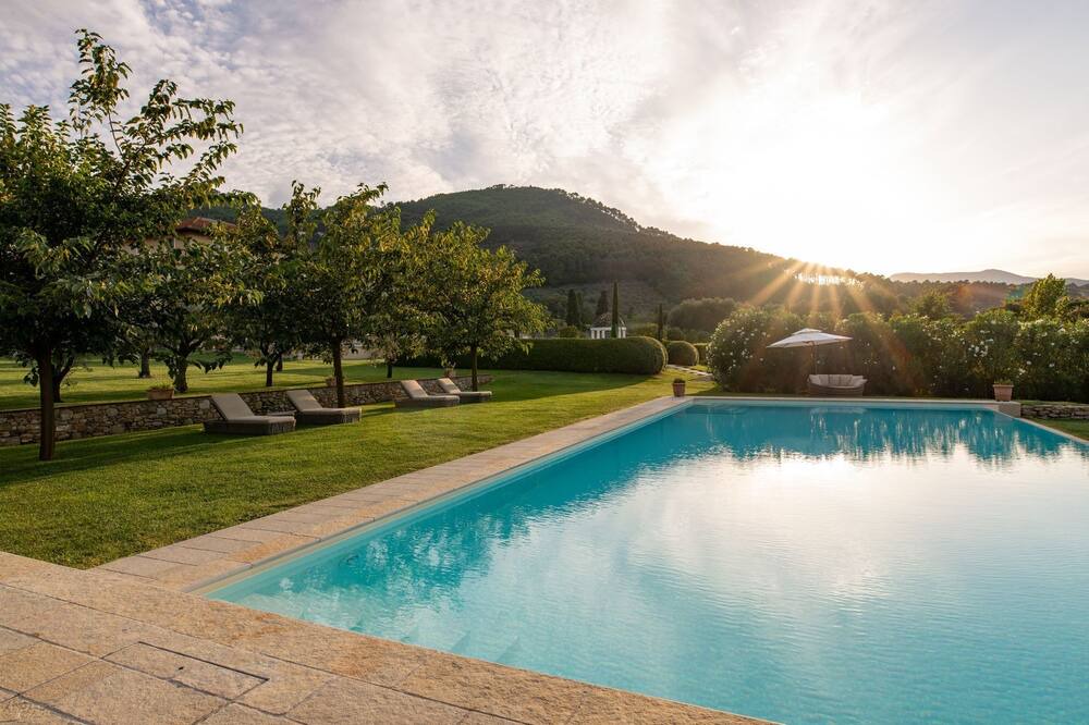 Photo of Outdoor in Lunata