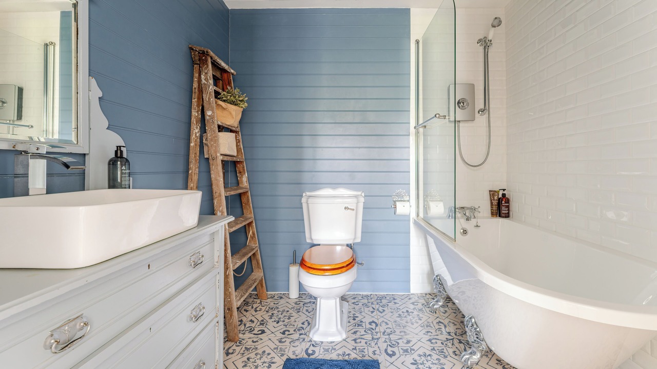 Photo of Bathroom in Keynsham
