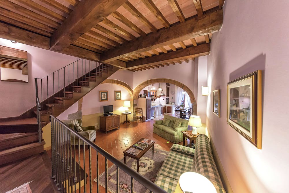 Photo of Livingroom in Gaville