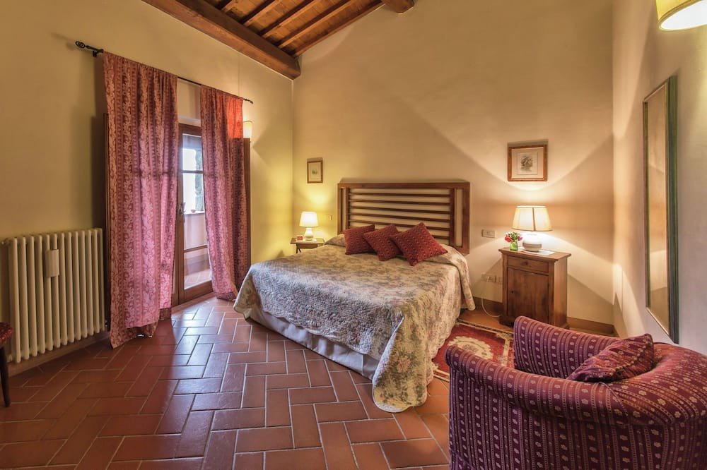 Photo of Bedroom in Gaville