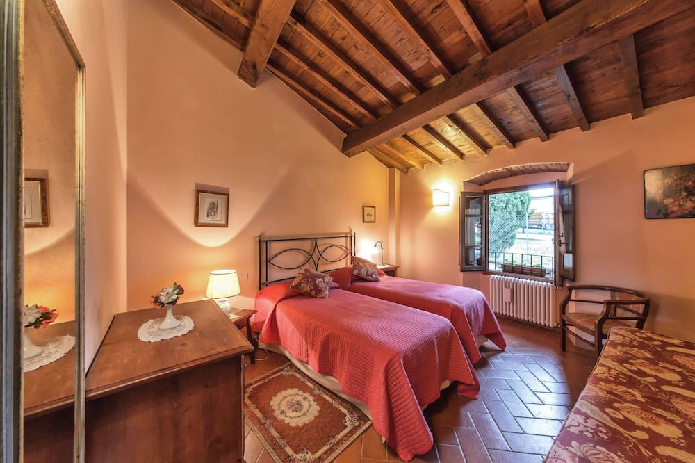 Photo of Bedroom in Gaville