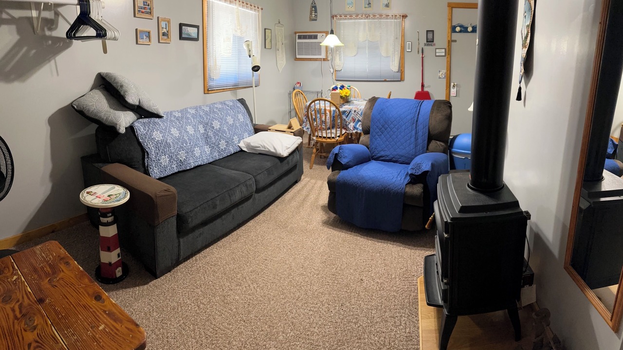 Photo of Livingroom in Cadillac