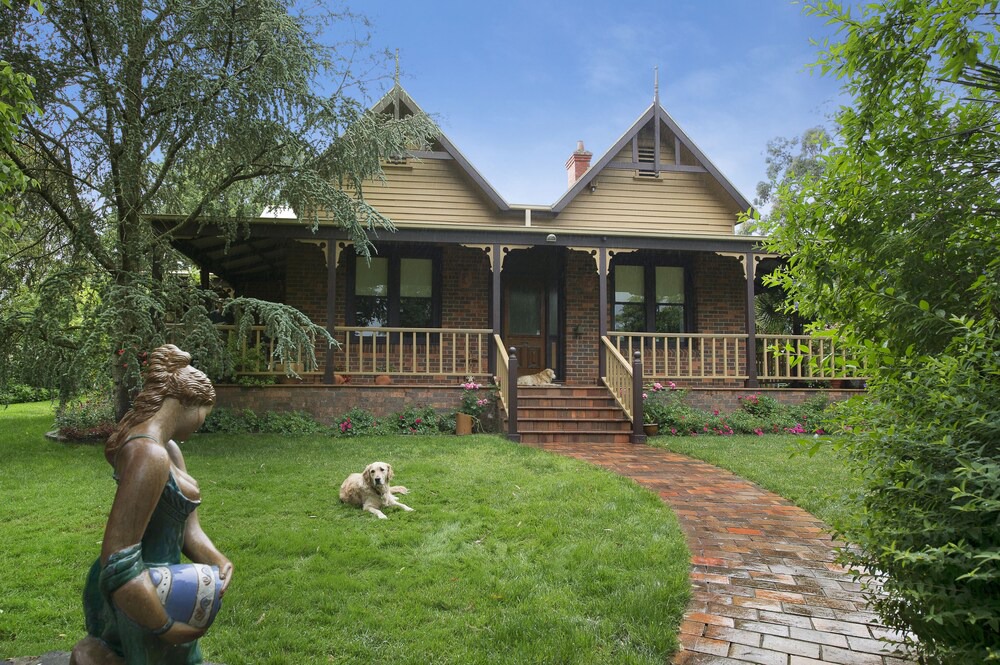 Photo of Outdoor in Croydon