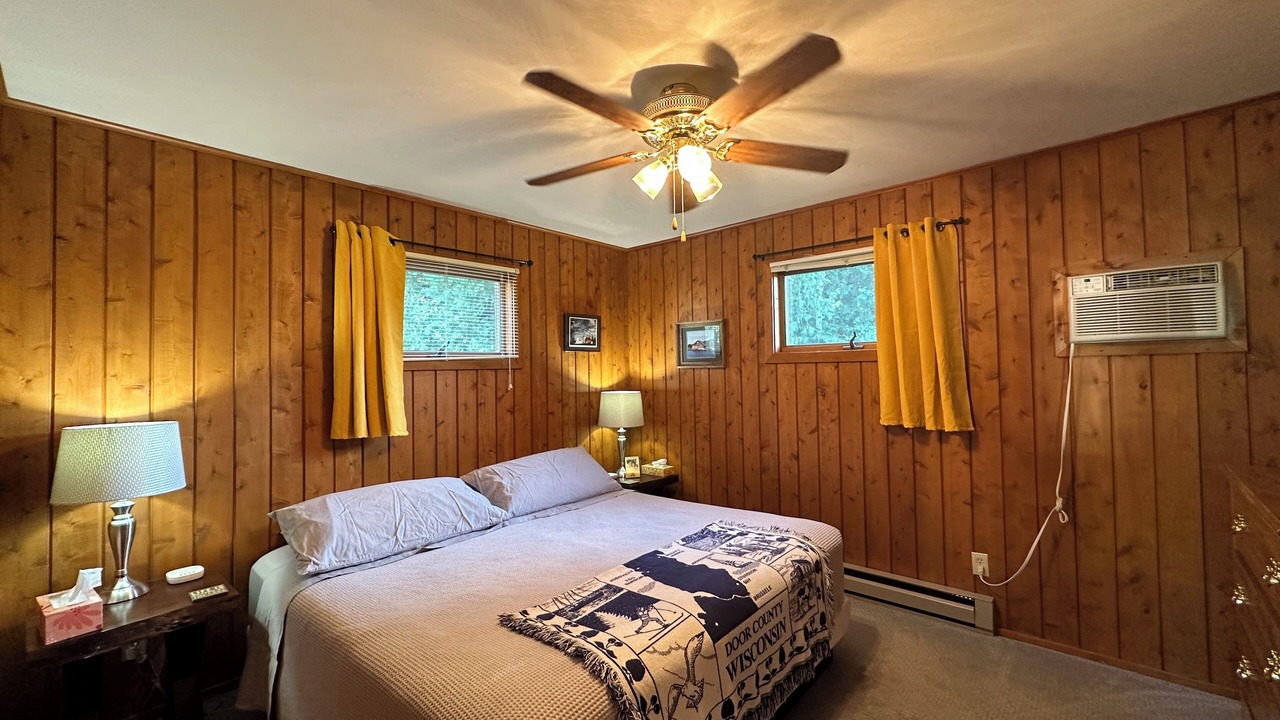 Photo of Bedroom in Ephraim