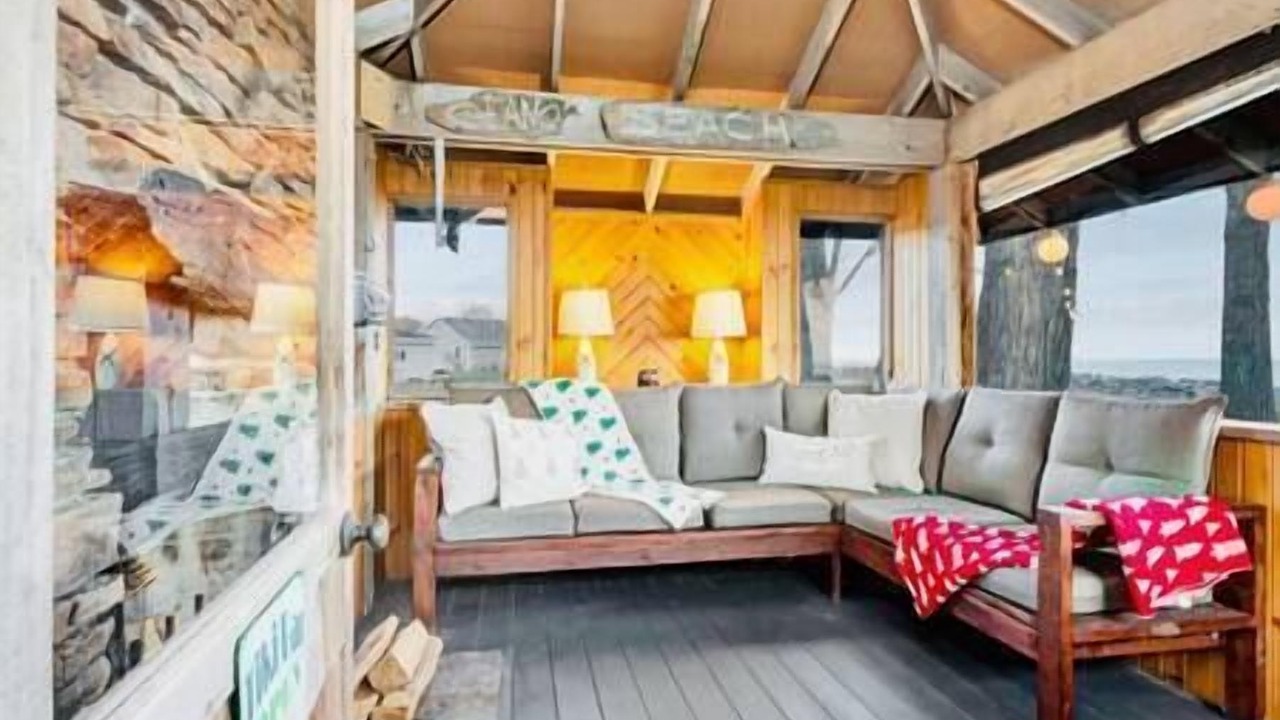 Photo of Livingroom in Little Suamico