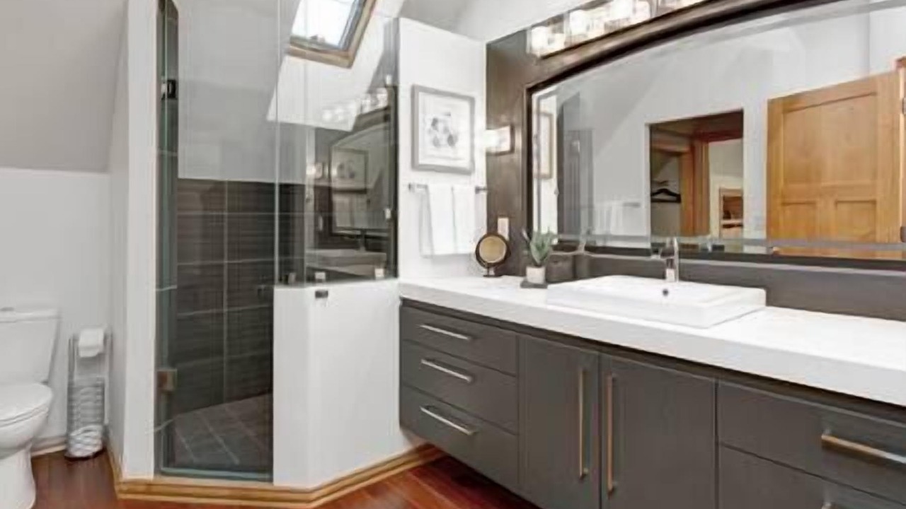Photo of Bathroom in Little Suamico