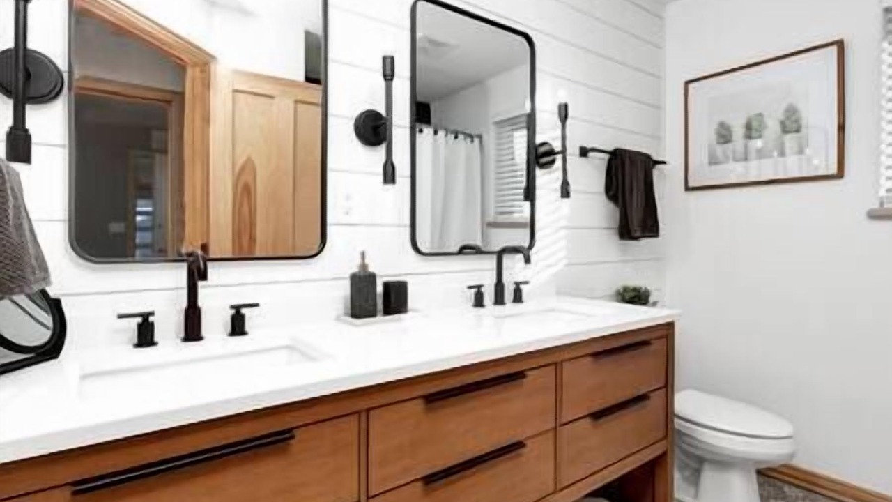Photo of Bathroom in Little Suamico