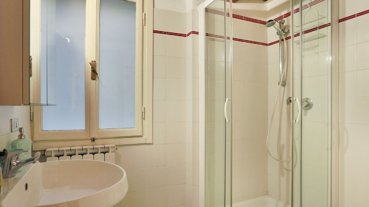 Photo of Bathroom in San Lorenzo
