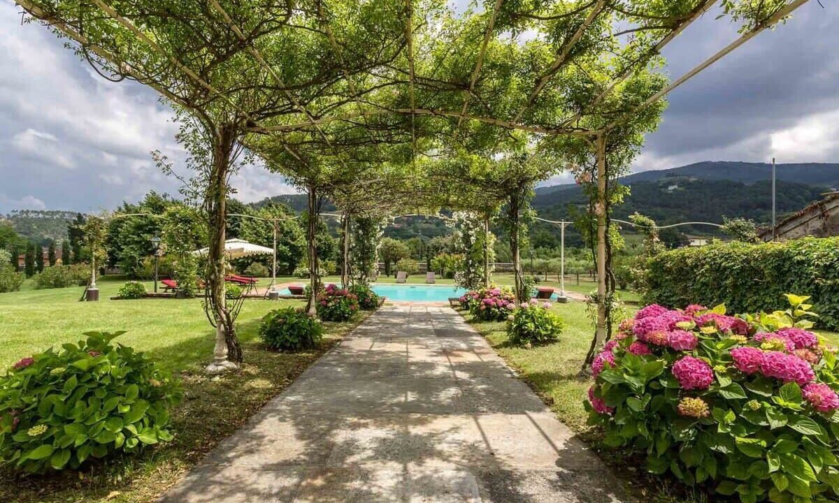 Photo of Outdoor in Badia Cantignano