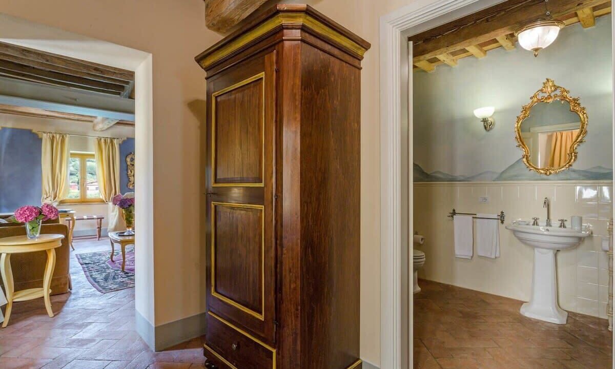Photo of Bathroom in Badia Cantignano