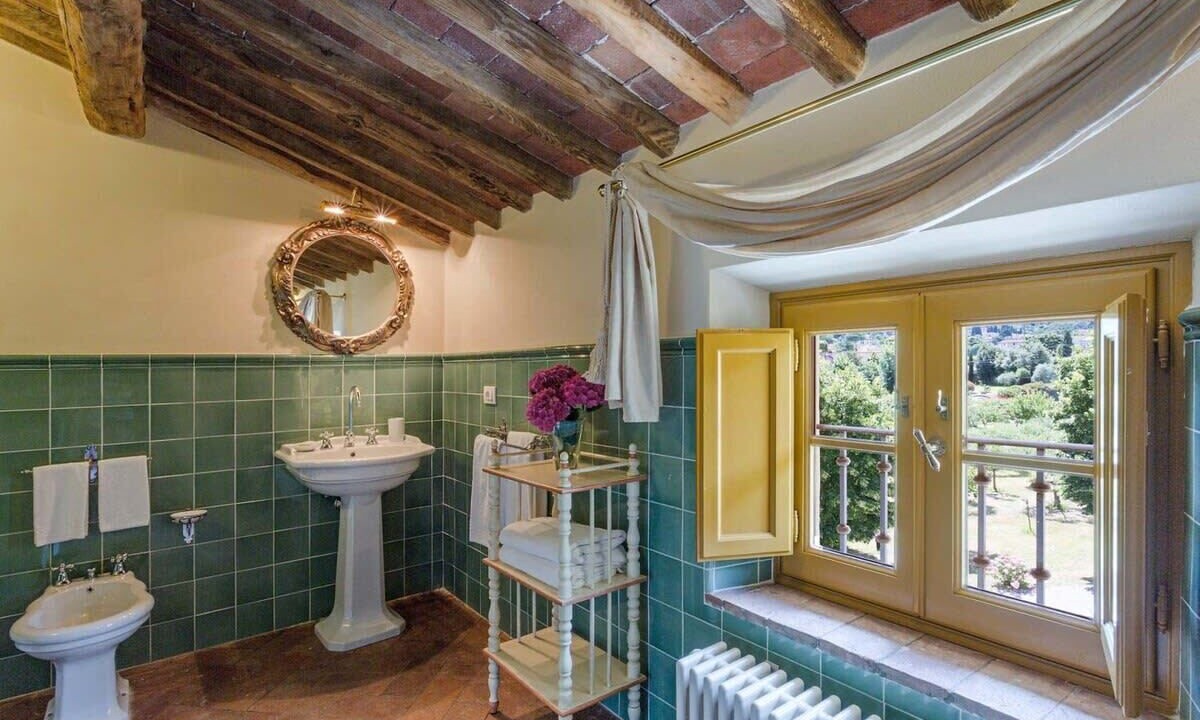 Photo of Bathroom in Badia Cantignano