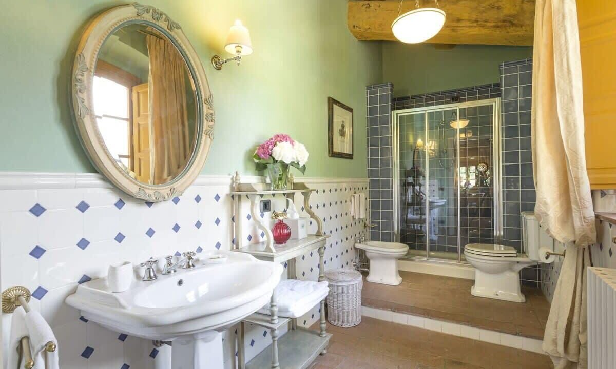 Photo of Bathroom in Badia Cantignano
