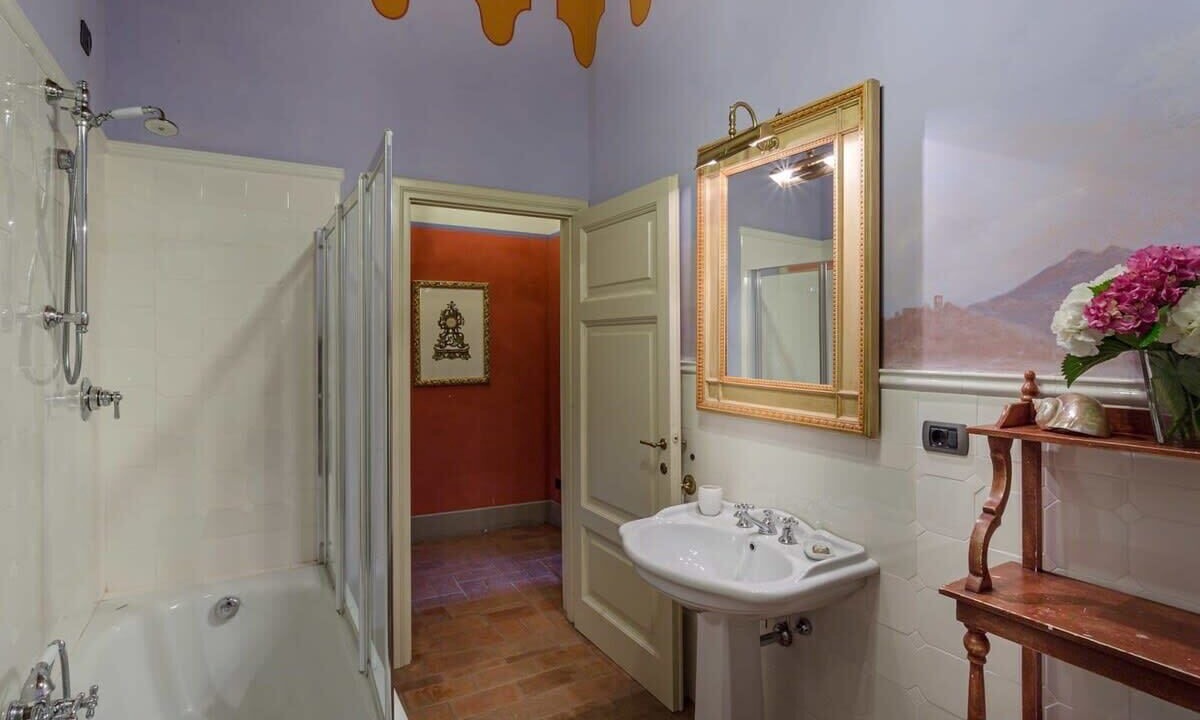 Photo of Bathroom in Badia Cantignano