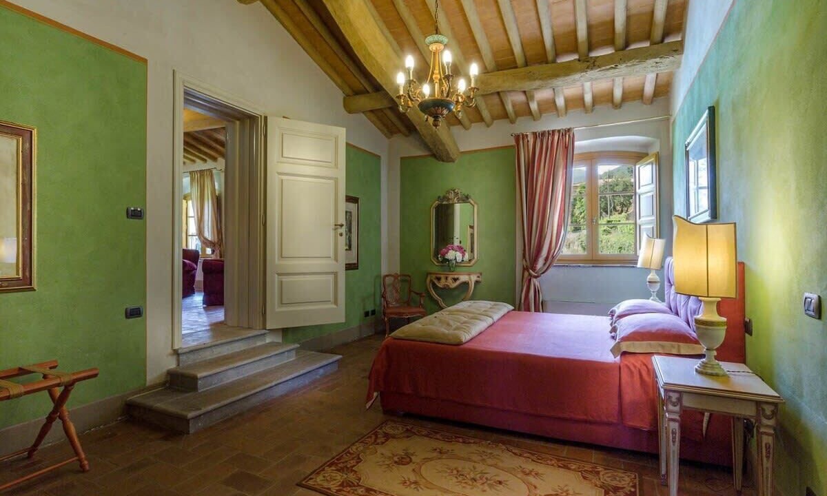 Photo of Bedroom in Badia Cantignano