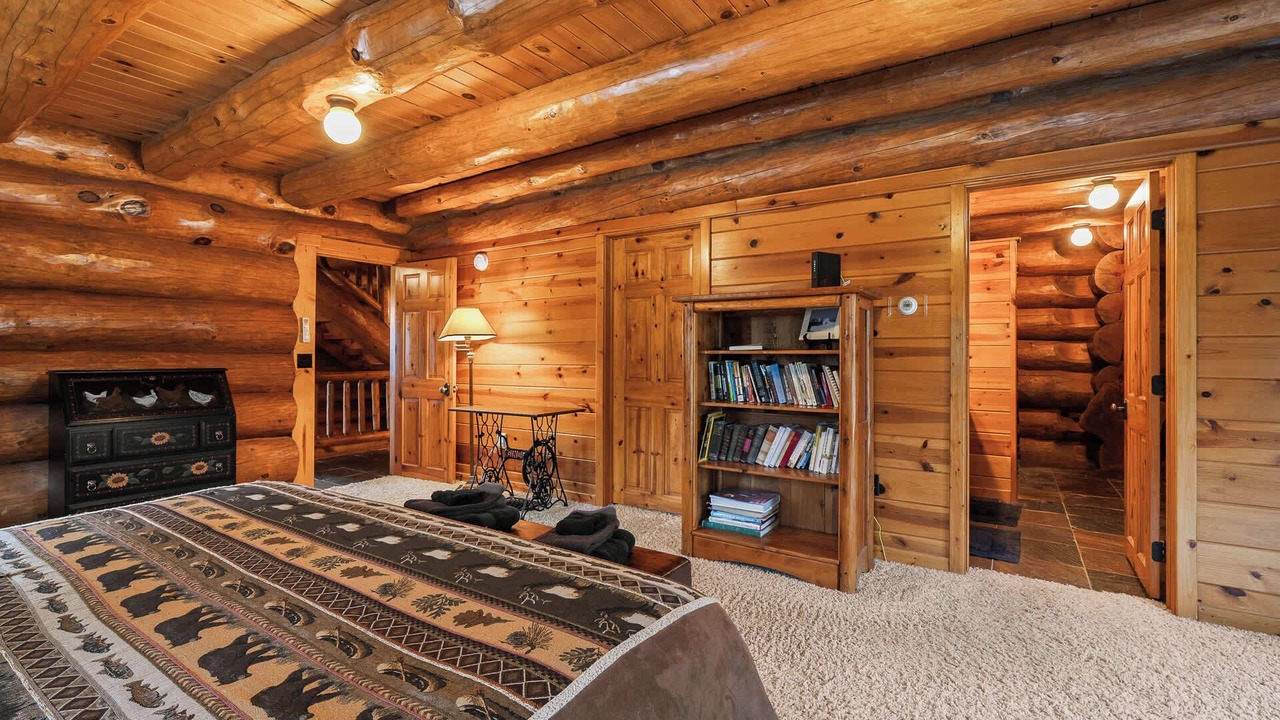 Photo of Bedroom in Fish Creek