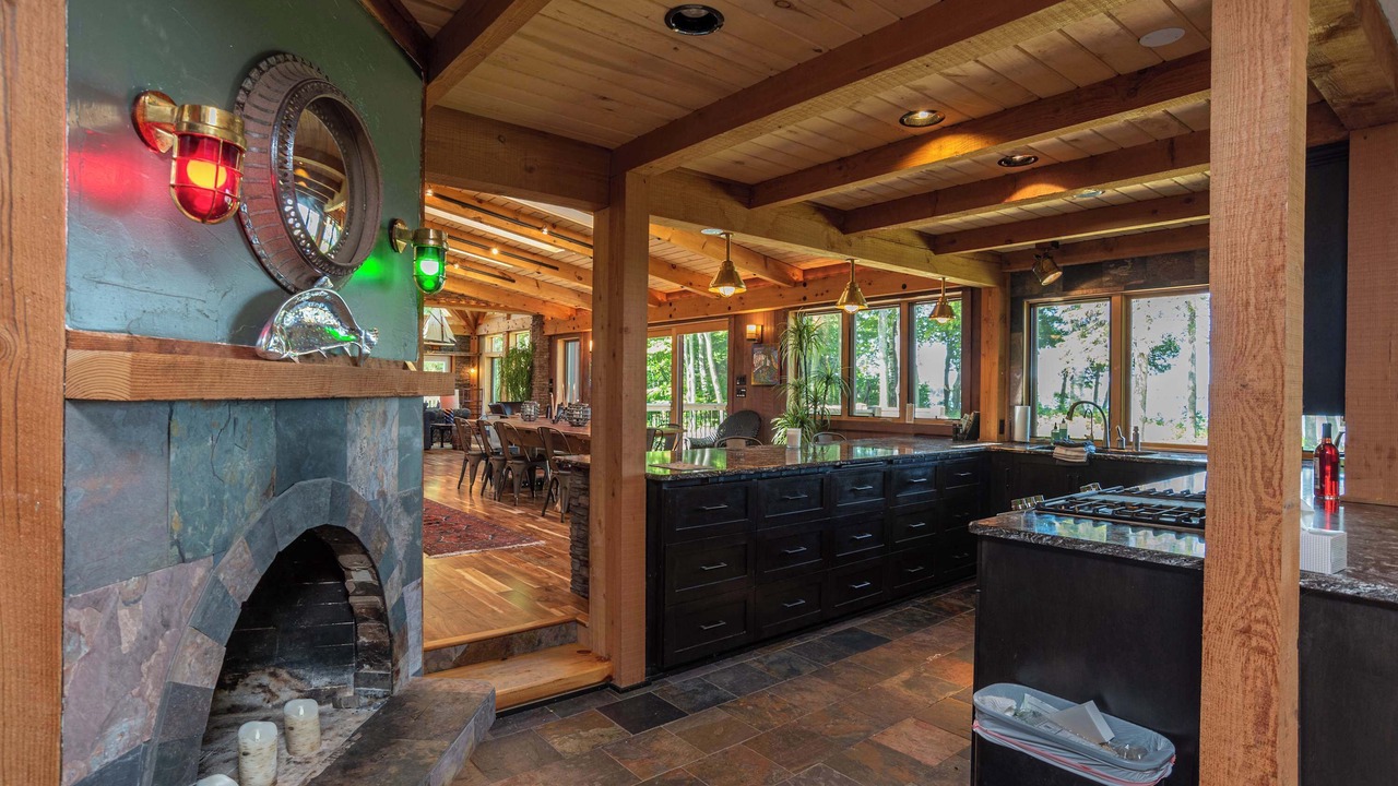 Photo of Livingroom in Baileys Harbor