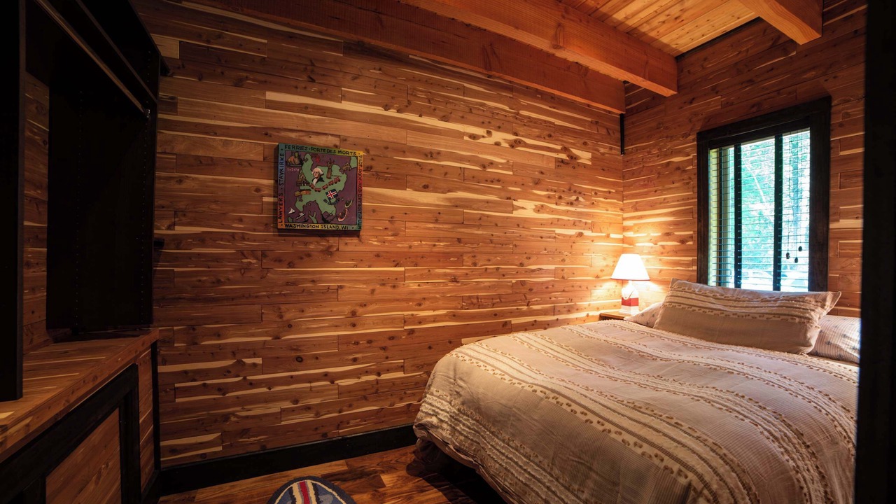 Photo of Bathroom in Baileys Harbor