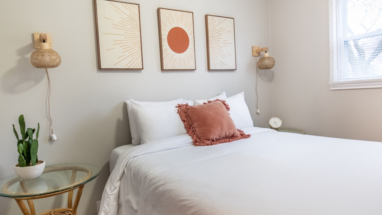 Photo of Bedroom in Madison Heights