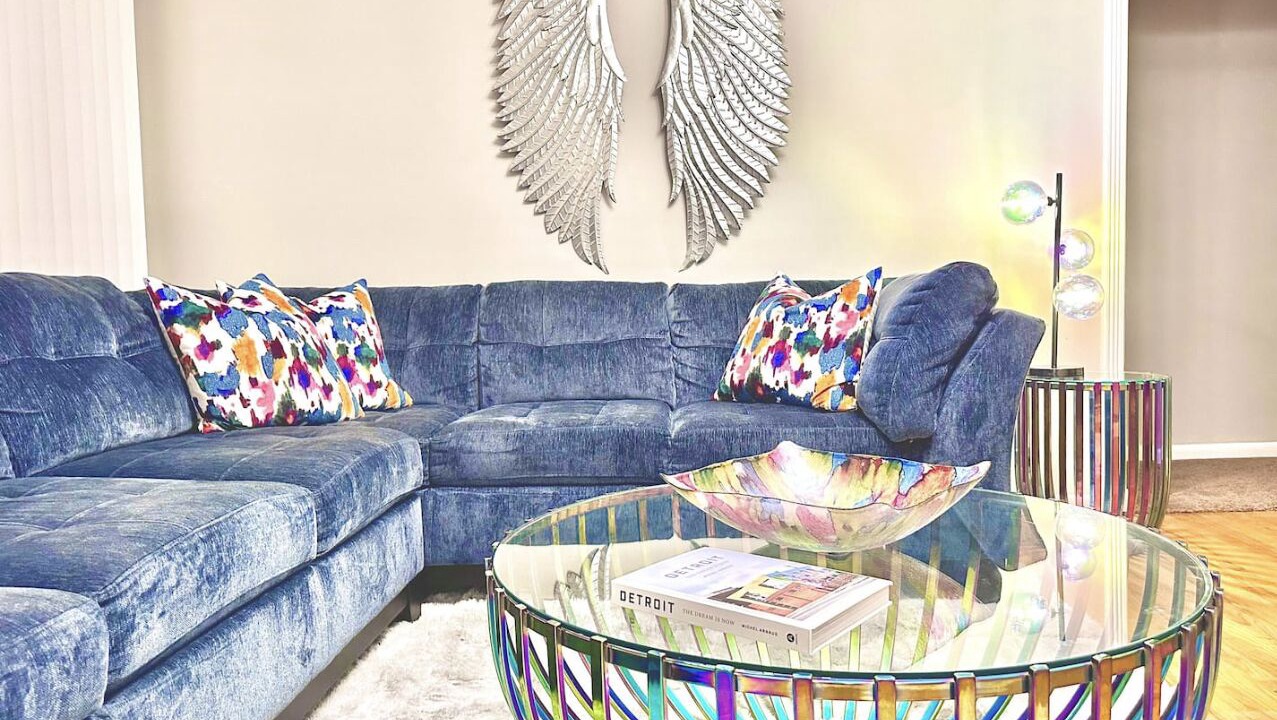 Photo of Livingroom in Madison Heights