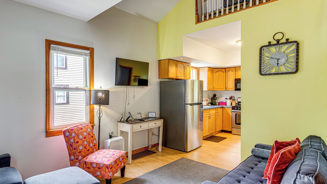 Photo of Bedroom in Westmont