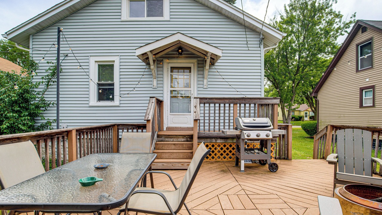 Photo of Outdoor in Westmont