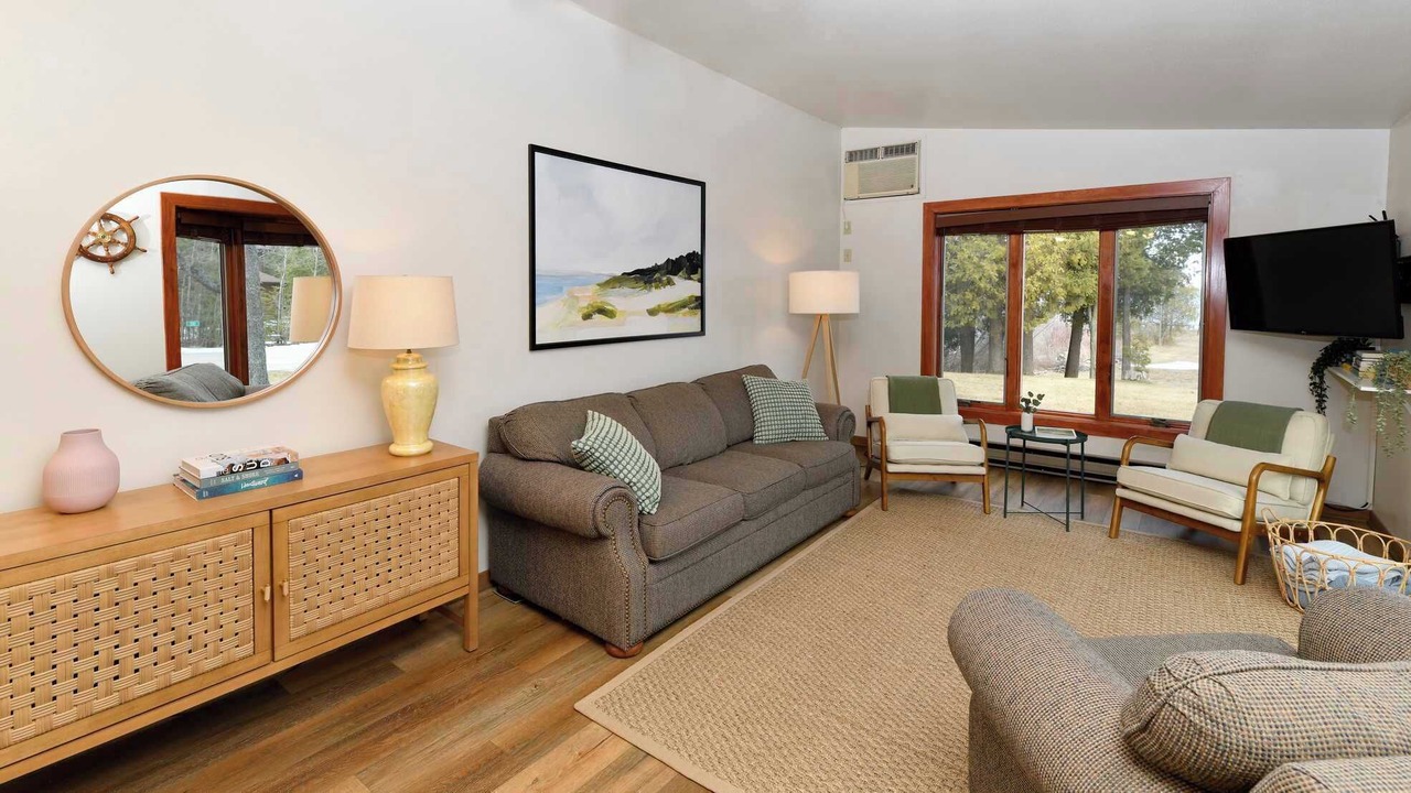 Photo of Bedroom in Ellison Bay